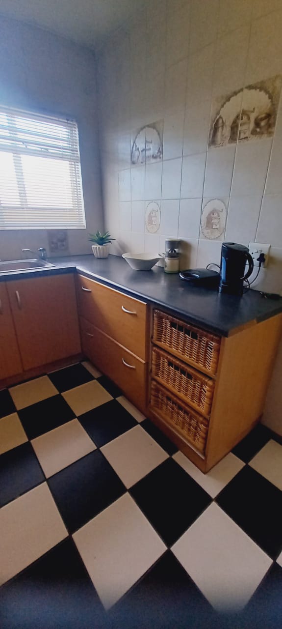 2 Bedroom Property for Sale in Humewood Eastern Cape